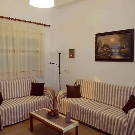 Maria House ساراندا